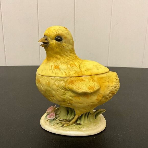 Vintage Lefton Japan Ceramic Bisque Baby Chick With Lid Easter Trinket Box - Picture 1 of 8